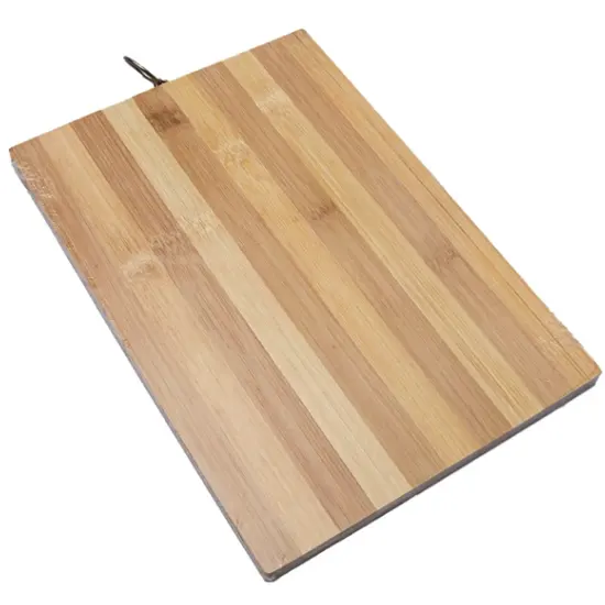 Bamboo chopping board. Size: 30*20 cm